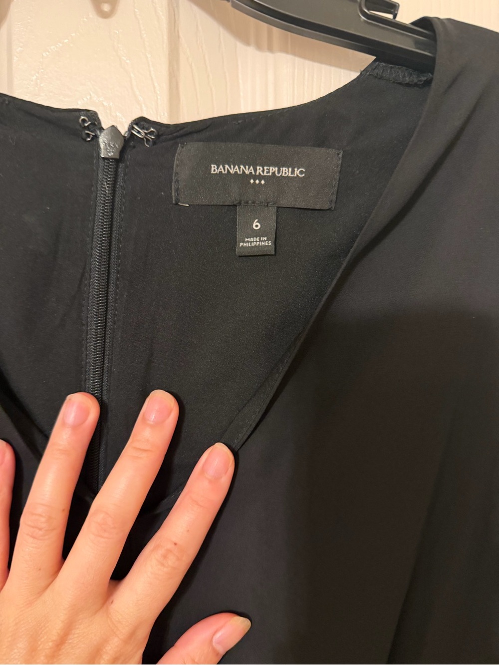 Banana Republic Black V-Neck Shift Top